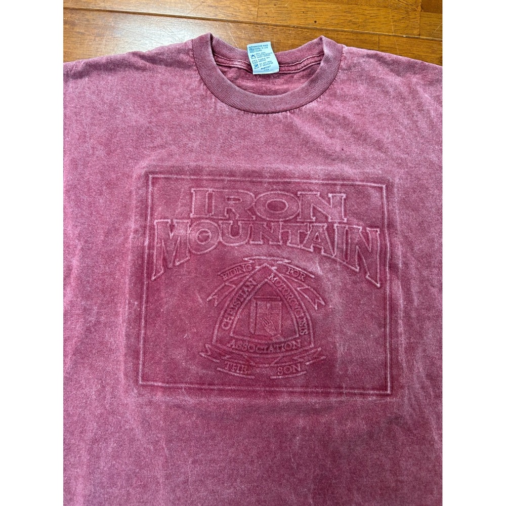 Vintage Iron Mountain T Shirt Mens XL Burgundy Embossed Christian Motorcyclists